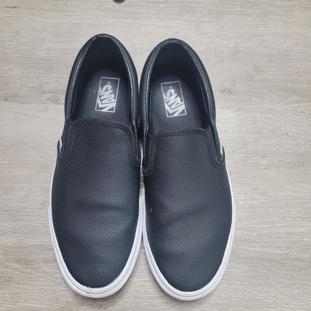Vans Classic Asher Perforated Slip-On Size 10